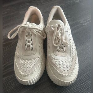 Dolce Vita Dolen Shoe in Sandstone Knit, size 8.5